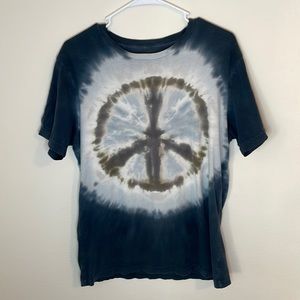 2761 Men’s Tie-Dye Peace Sign T-Shirt! (Medium)